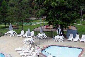 Williamsburg Rv & Camping Resort Norge Екстериор снимка